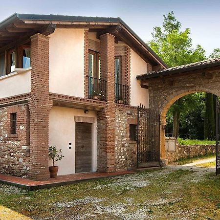 Antico Cascinale Lombardo Bed and Breakfast Lonato Δωμάτιο φωτογραφία