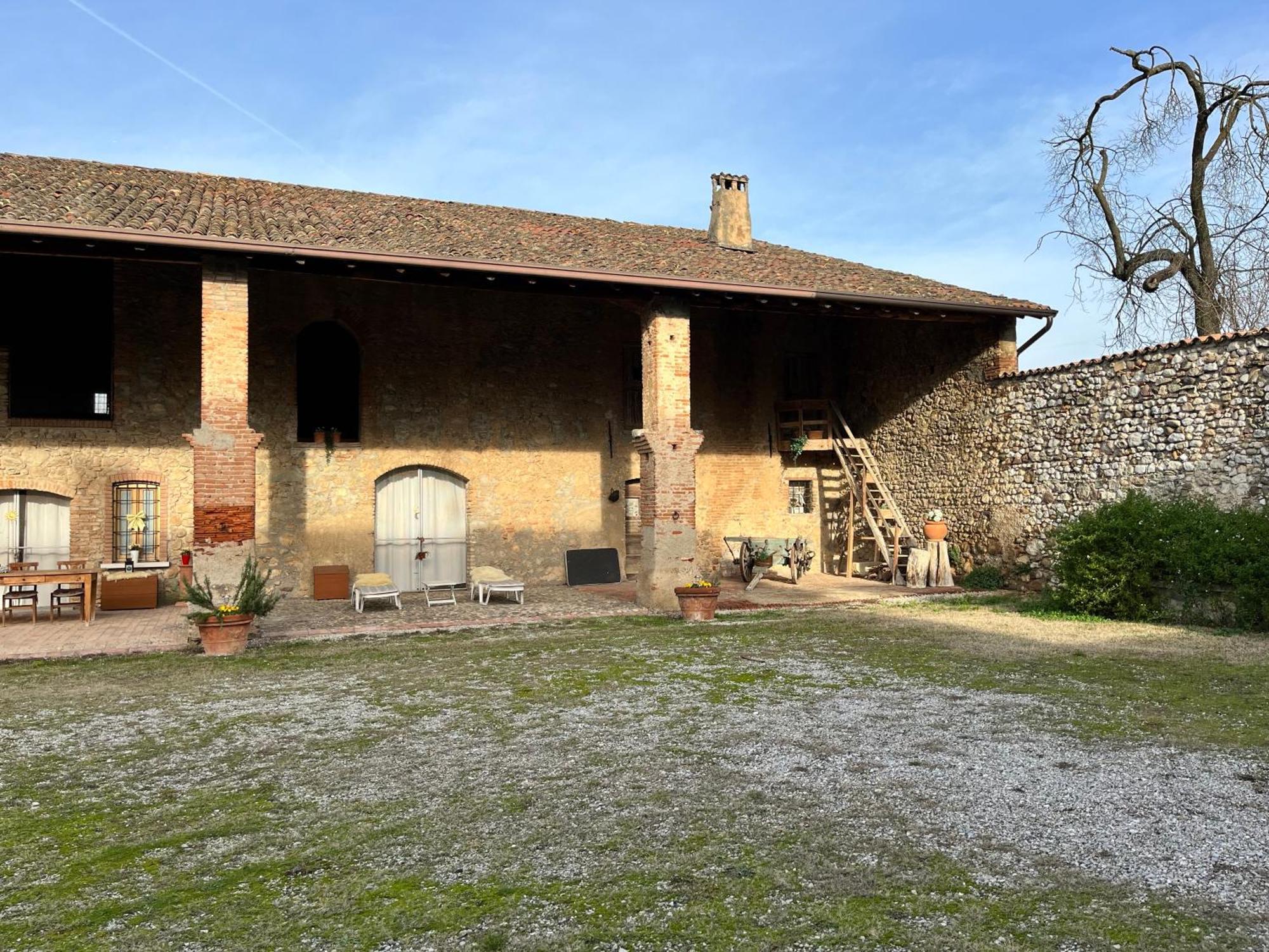 Antico Cascinale Lombardo Bed and Breakfast Lonato Εξωτερικό φωτογραφία